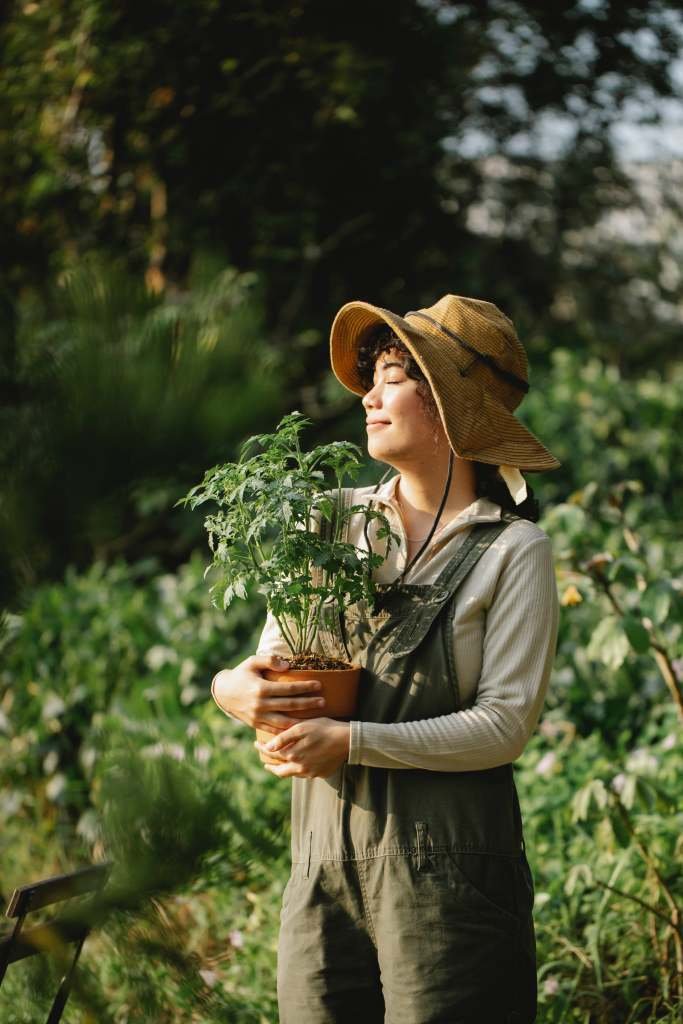Mindful Living. Importance of Mindful Living and Health Benefits of Mindful Living