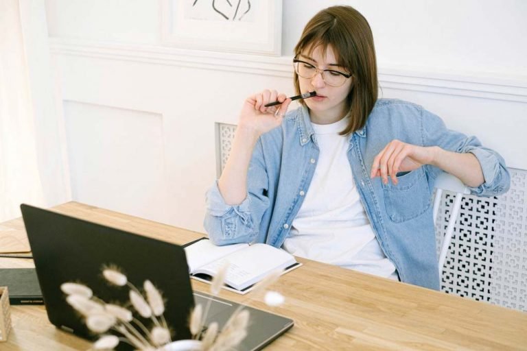 Blogging Overview 2023. How to make money Blogging. Beginner and Expert guide on How to Make profits while blogging